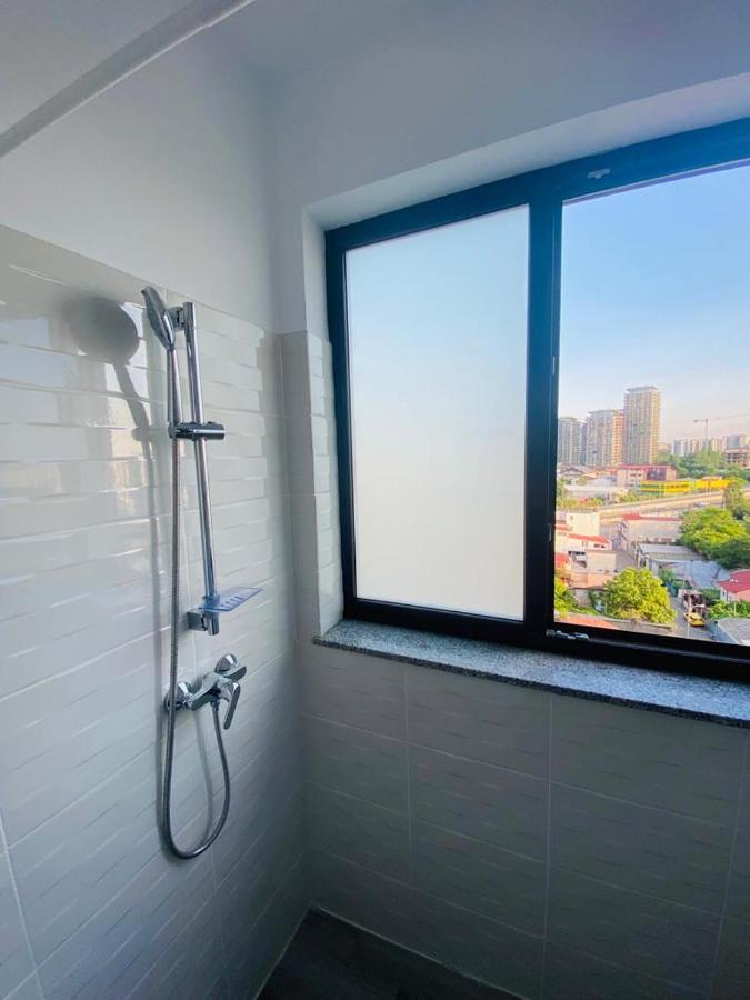Soho Apartment - City View With Rooftop Garden ブカレスト エクステリア 写真